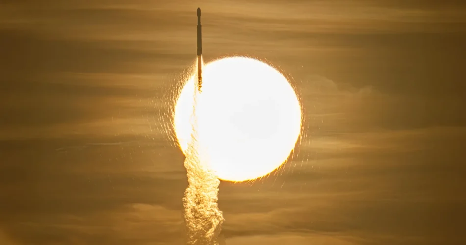 spacex-falcon-heavy-rocket-with-nasa-nancy-grace-roman-telescope