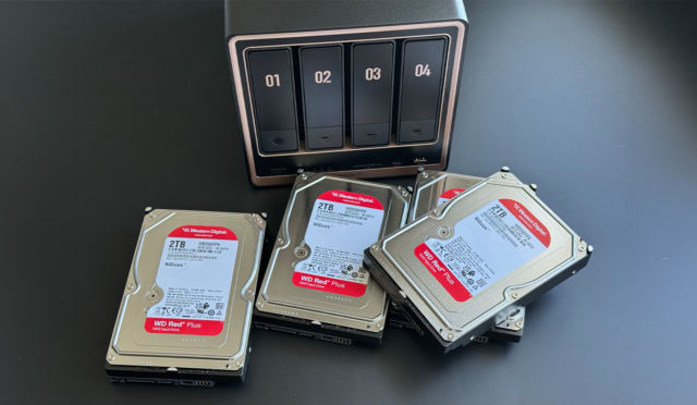3223782-0-95122700-1790085650-Test-Ugreen-NAS-DXP4800GT