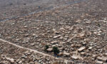 arapca-baris-vadisi-anlamina-gelen-vadi-us-selam-917-kilometrekarelik-alaniyla-dunyanin-en-buyuk-mezarligi-unvanini-tasiyor-lyqd